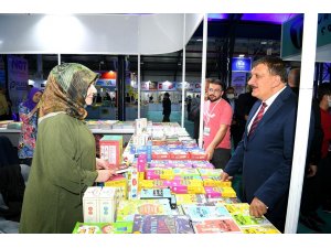 Başkan Gürkan’dan Kitap Fuarına övgü