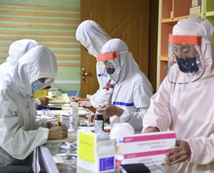 Milyonlarca doz aşıyı reddeden Kuzey Kore'de insani kriz kapıda: Vaka sayısı 2 milyona yaklaştı