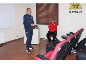 Dr. Mustafa Palancıoğlu Grassroots-C Futbol Antrenör Kursu Kayseri’de başladı