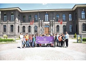 Diyarbakır’da öğrenciler Arkeoloji Müzesi’ni gezdi