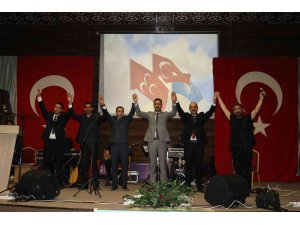 Van Ülkü Ocakları’ndan Osman Öztunç ve Atilla Yılmaz konseri