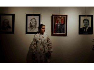 ‘Bursa’yı Yönetenler’ portre sergisi