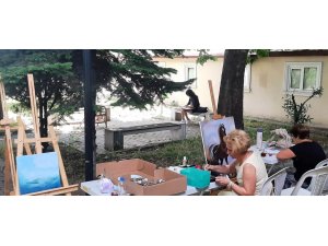 Altınova’da resim kursuna büyük talep