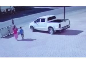 Bitlis’te çocuğun ölümüne neden olan kaza kamerada