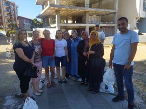 Burhaniye’ de çölyaklılara Büyükşehir’den gıda desteği