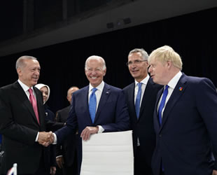 NATO Liderler Zirvesi başladı: Erdoğan, Biden ve Johnson arasında ayaküstü sohbet