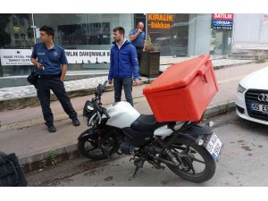 Samsun’da motosiklet yayaya çarptı: 2 yaralı
