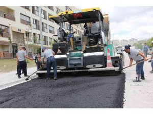 Meram Belediyesi asfaltlama ve altyapı çalışmalarını sürdürüyor