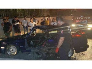 İki otomobil çarpıştı: 1’i ağır 2 yaralı