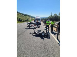 Bilecik’te tıra arkadan çarpan motosikletin sürücüsü hayatını kaybetti