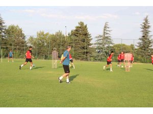 Eskişehirspor yeni sezonda da genç futbolcular ile mücadele edecek