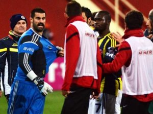 Fenerbahçe'de işler karıştı!