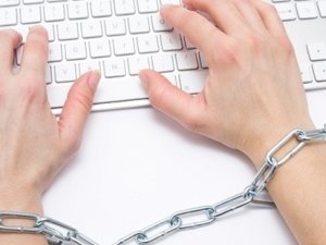 İnternete erişim yasağı Meclis'ten geçti