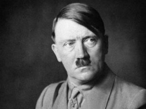 Adolf Hitler ölmedi!