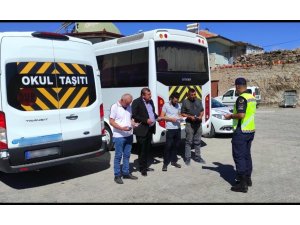 Aksaray’da trafik jandarmasından okul servislerine sıkı denetim