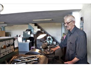 Yılın ahisi seçilen 50 yıllık tornacı: “İşimi hep severek ve isteyerek yaptım"