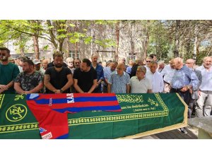 BJK Başkanı Ahmet Nur Çebi, eski Genel Müdürü Özbağ’ın cenazesine katıldı