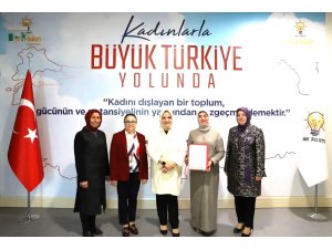 Başkan Esra Özbek Balcı, mazbatasını aldı