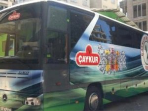 Trabzon'da Çaykur Rizespor otobüsüne saldırı!