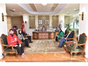 Vali Gürel’e "Kızılay Haftası" ziyareti