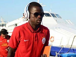 Eboue de şaştı kaldı!