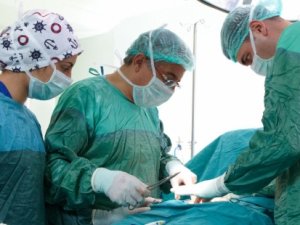 'Dünya nüfusunun üçte ikisi düzgün ameliyat edilemiyor'