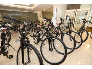 Gaziantep’te il temsilcilerine bisiklet dağıtımı