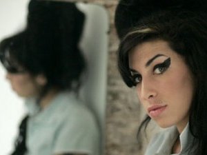 Amy Winehouse belgeselinin ilk fragmanı -Video Haber-