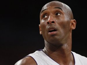 Kobe Bryant veda ediyor!
