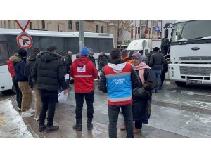 Aksaray’da deprem bölgesine kan bağışı ve yardım seferberliği