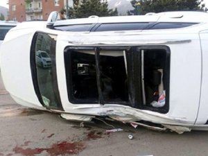 CHP'nin seçim aracı kaza yaptı: İlçe Başkanı hayatını kaybetti
