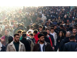 Nüfusun yüzde 49,9’u kadın, yüzde 50,1’i erkek