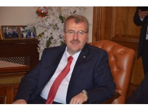 Sağlık Bakan Yardımcısı Halil Eldemir görevinden istifa etti