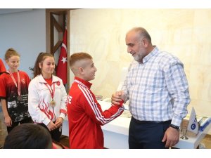Canikli sporcu Türkiye şampiyonu