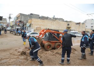 Eyyübiye’de selin yaraları sarılıyor