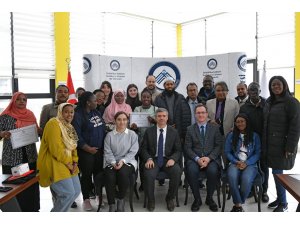 18 yabancı üniversite personeli ÇAKÜ’de eğitim faaliyetlerine katıldı