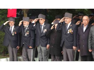 Çanakkale şehitleri Uşak’ta törenle anıldı