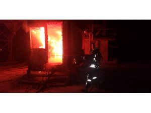 Fethiye’de beton deposunun ana santralinde yangın çıktı
