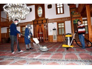 Ramazan Ayı öncesi camilerde temizlik seferberliği