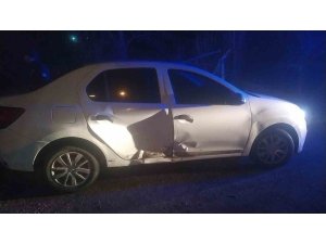 İki otomobil çarpıştı: 2 yaralı