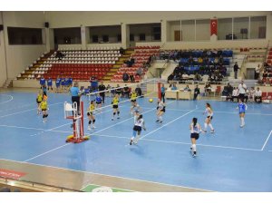 Yarı finalde Bozüyük Belediyesi Eğitim Spor, Beykoz Belediyesi’ne yenildi