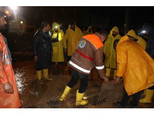 Haliliye’de sel nöbeti tuttular