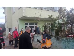 Sakarya’da çıkan yangında bir kişi dumandan etkilendi