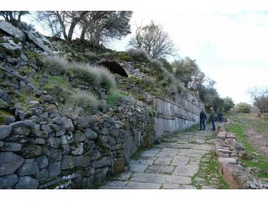 2 bin yıl önceki Manisa depremi 12 antik kenti yok etti