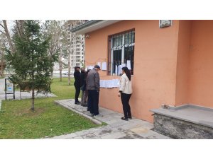 Seçmen listeleri askıya çıktı