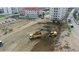 Kocaeli Büyükşehir, Hatay esnafına 7 noktada prefabrik çarşı kuruyor