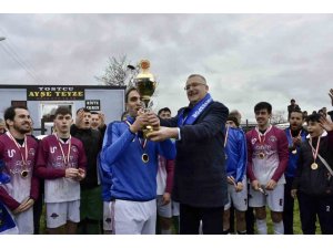 Karacabey’de geleneksel turnuvada kazanan dostluk oldu