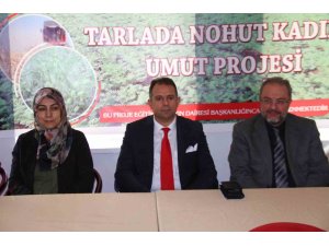 Elazığ’da ‘Tarlada nohut kadına umut’ projesi gerçekleştirildi