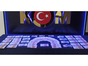 190 bin liralık sahte dövizi piyasaya çıkaramadan yakalandı