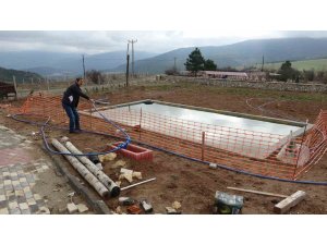 ‘İçme suyu yetersizliği’ iddiasıyla evine su bağlatamayan vatandaş yardım bekliyor